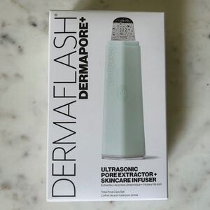 DERMAFLASH Dermapore Pore Extraction Tool & Serum Infuser